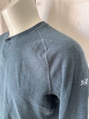 Mens Arcteryx Sirrus Long Sleeve Henley Shirt Size Large GUC
